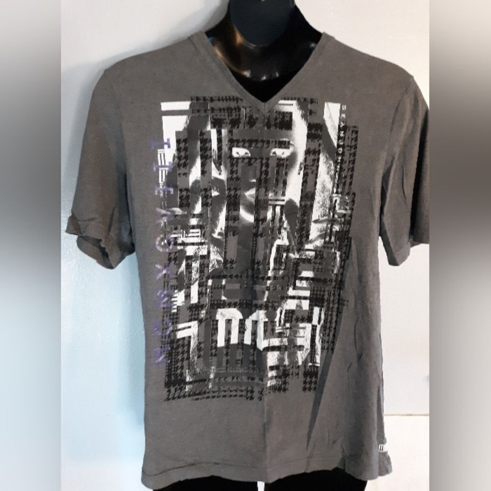 Sean John gray tshirt